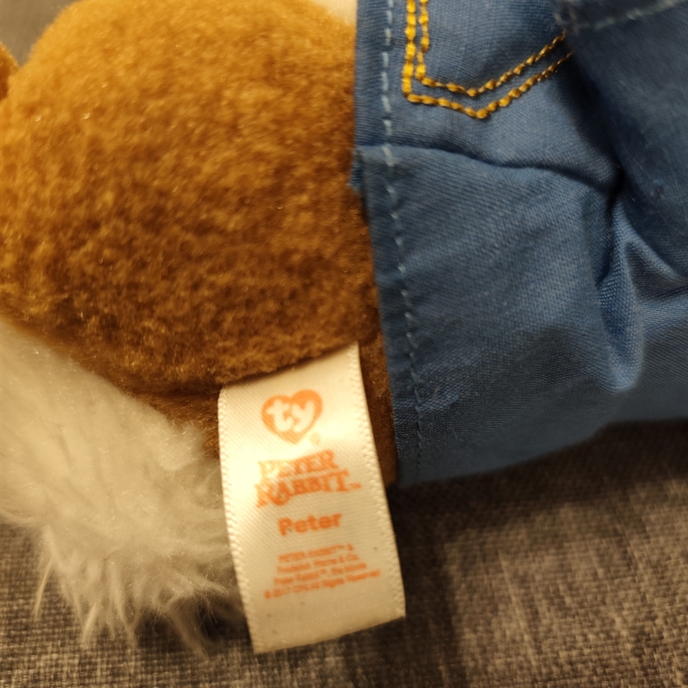 Ty Peter Rabbit Stuffed Bunny - Picture 5 of 5